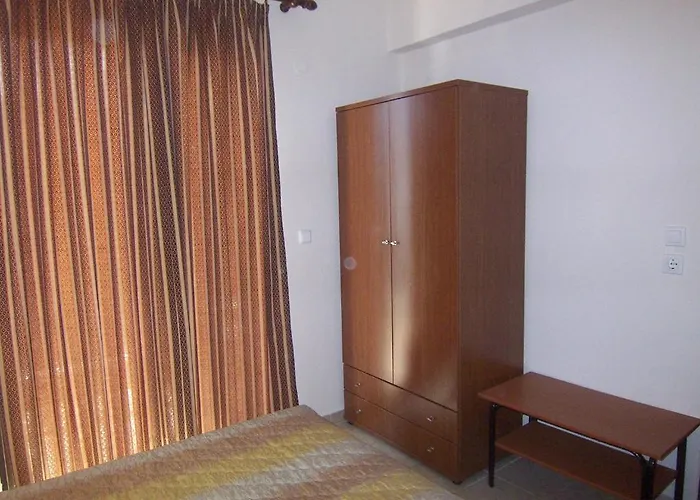 Dimitra's * Olympiakí Aktí